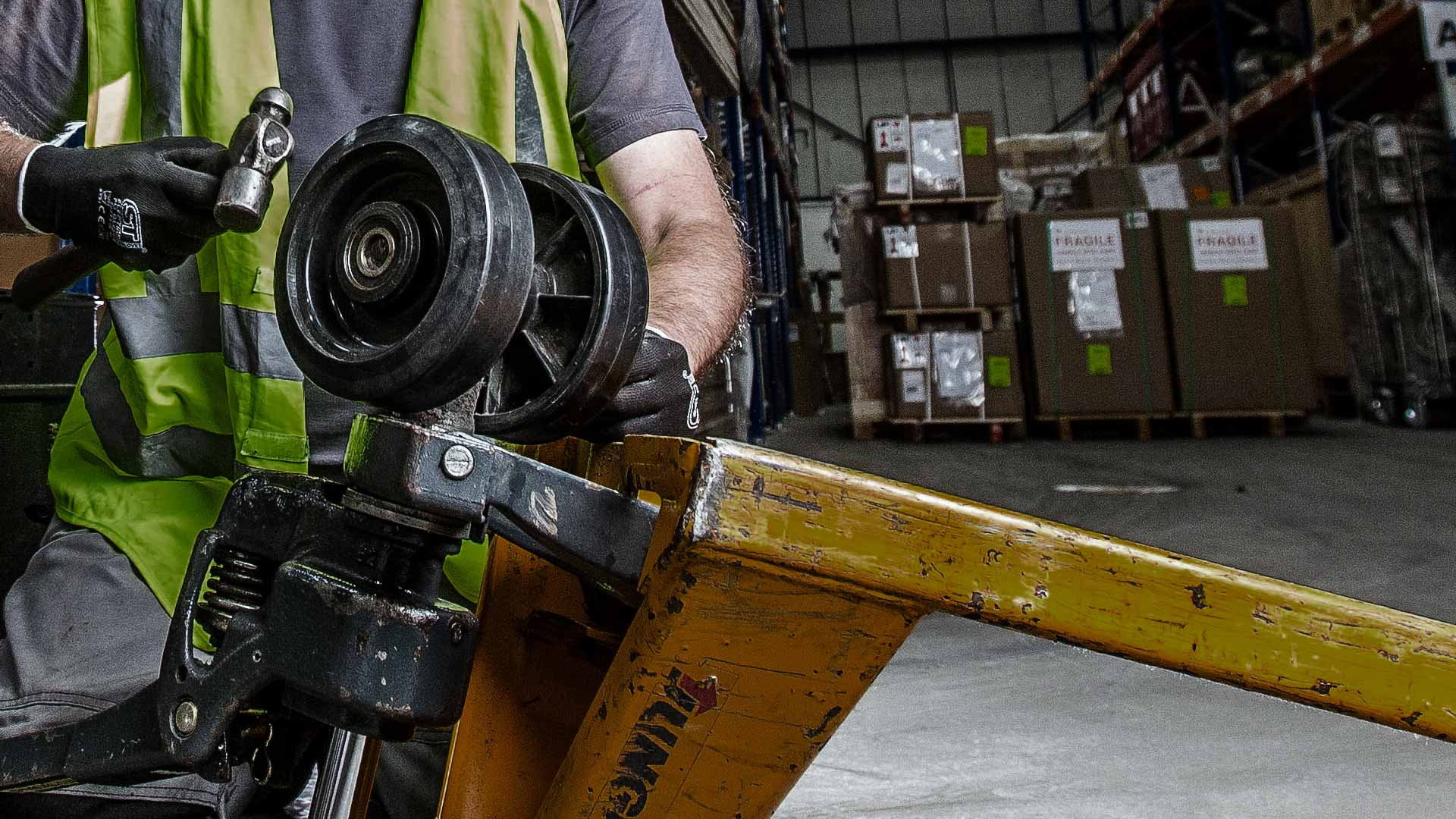 Five myths about pallet truck servicing HallmarkFIX